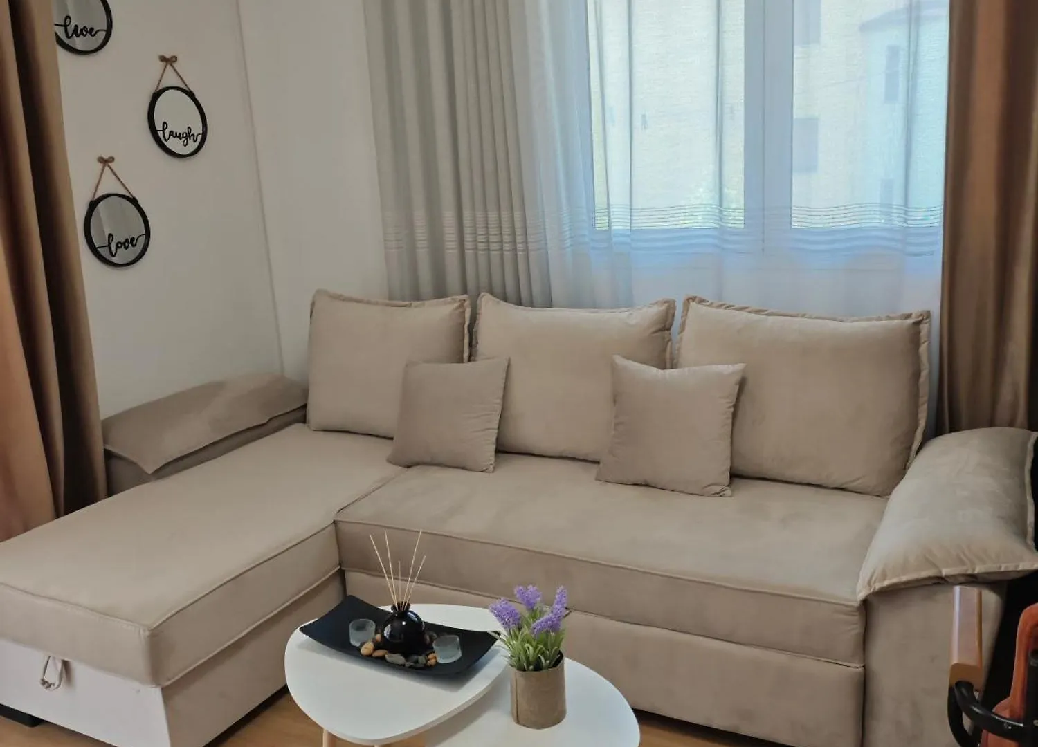 E&E Apartments Mali I Robit Golem
