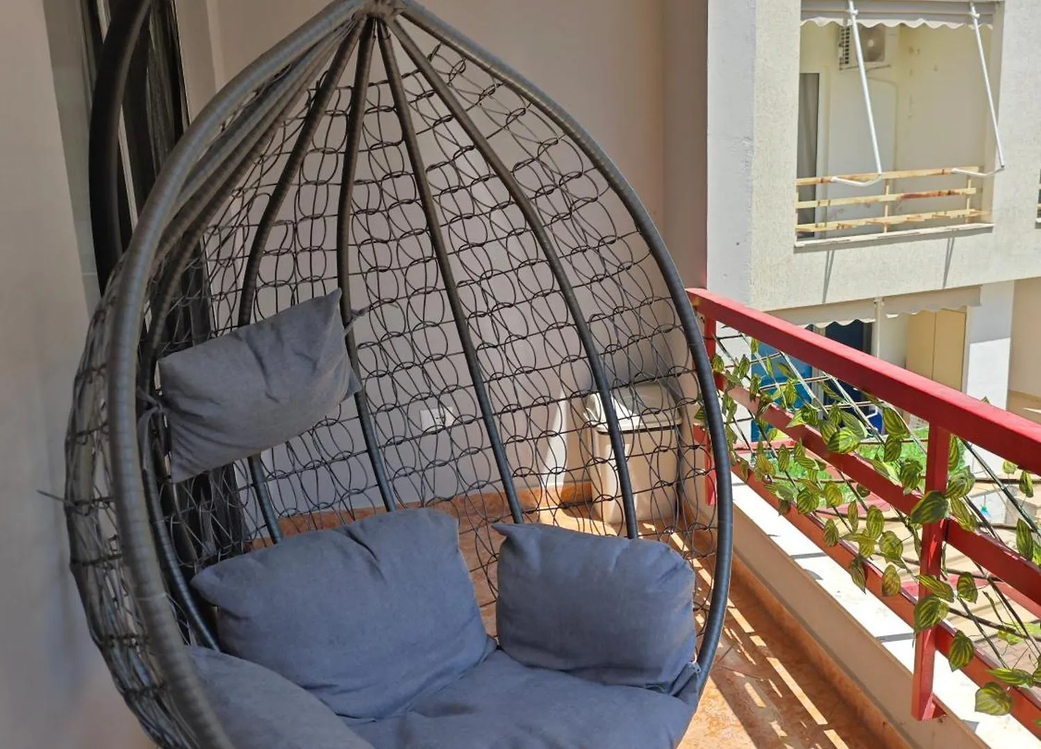 E&E Apartments Mali I Robit Golem 0*, Голем